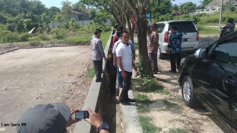 Kunker Komisi III dengan Dinas PU.PR terkait Pembangunan Samping Laden – Bunder