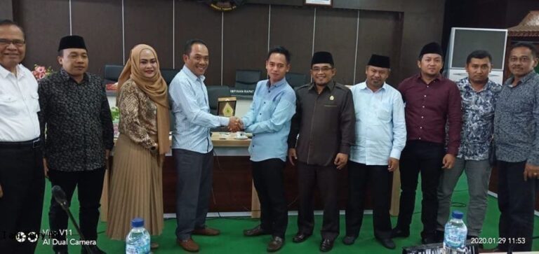 Kunjungan kerja BK Trenggalek terkait penerapan kode etik dan penyusunan tata beracara BK DPRD