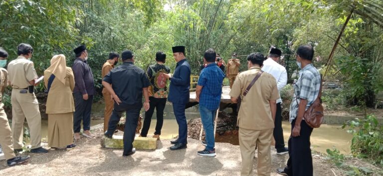 SIDAK Komisi III Bersama Dinas Terkait Ke Jembatan Klowang di Kelurahan Kowel